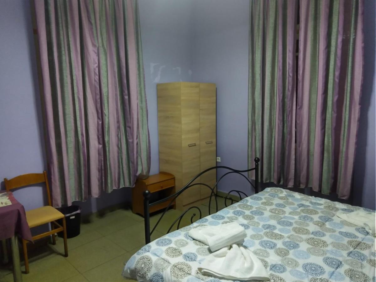 Pinguino Hostel Athens Ngoại thất bức ảnh